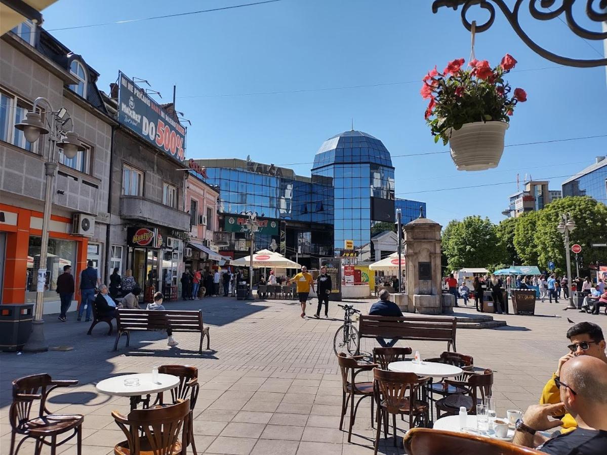 Apartmán Suvi Centar Ni Exteriér fotografie