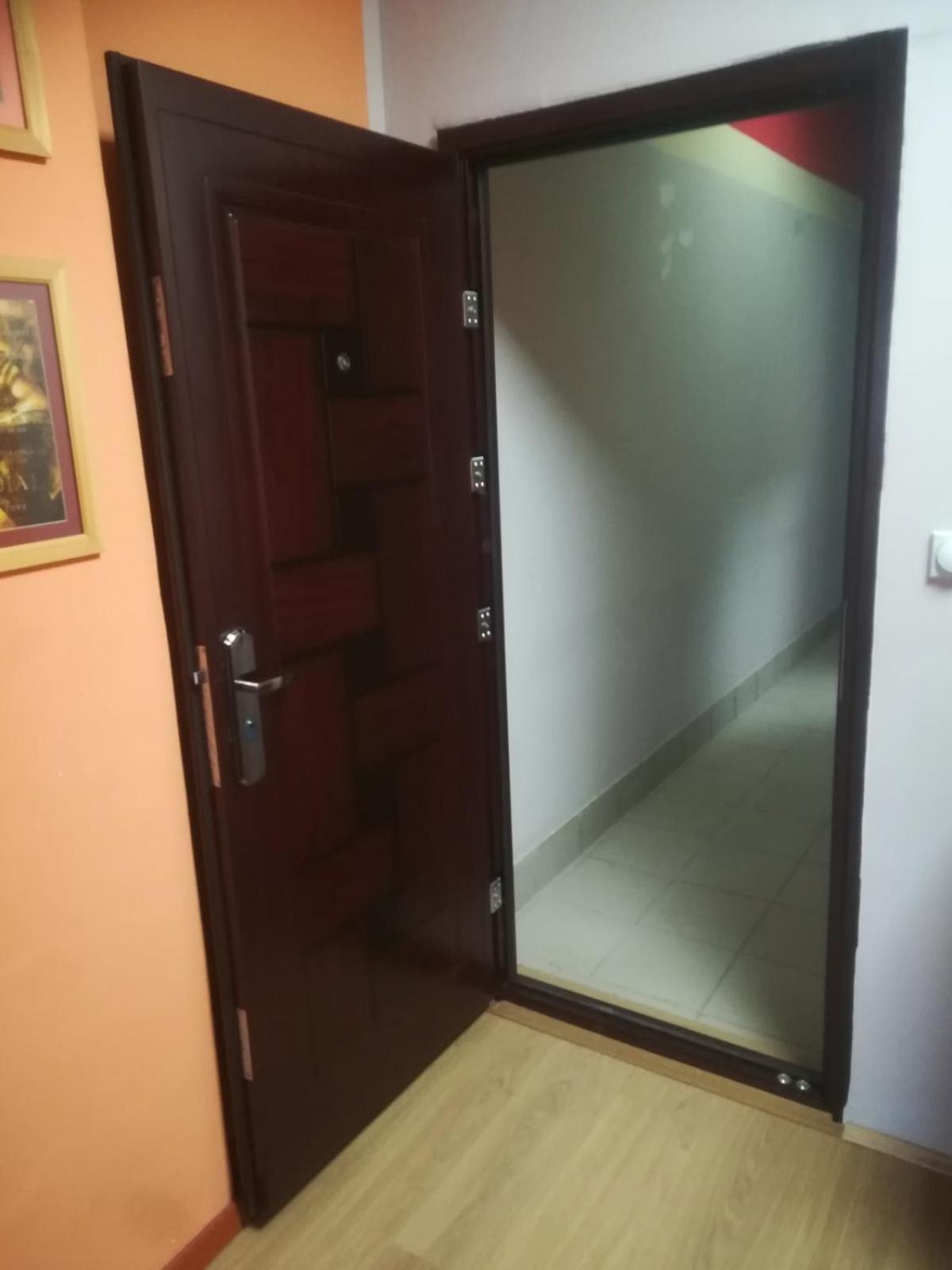 Apartmán Suvi Centar Ni Exteriér fotografie